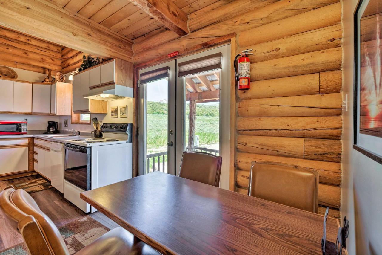 Cabin With Fire Pit, Views And Bbq 18 Mi To Moab! Exterior photo
